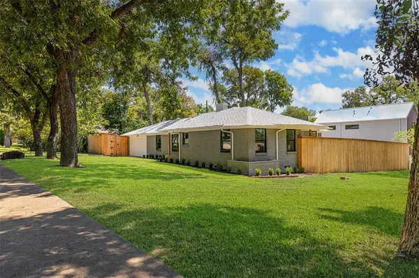 Dallas, TX 75218,8502 San Leandro Drive