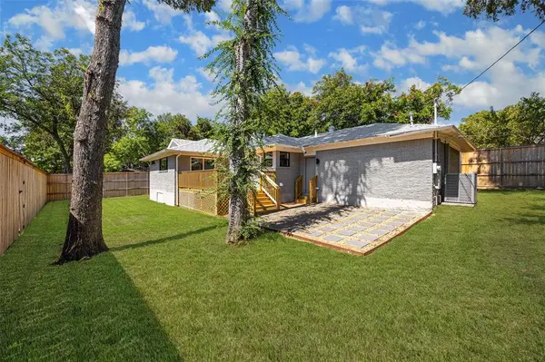 Dallas, TX 75218,8502 San Leandro Drive