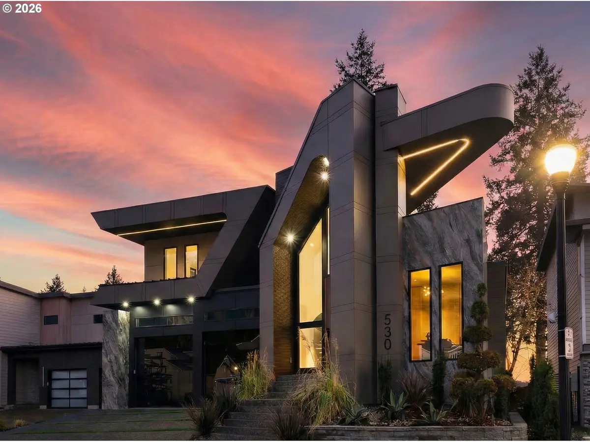 530 NE PROVINCE DR, Camas, WA 98607