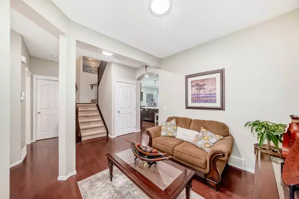 Calgary, AB T3K 0P7,719 Panamount BLVD NW