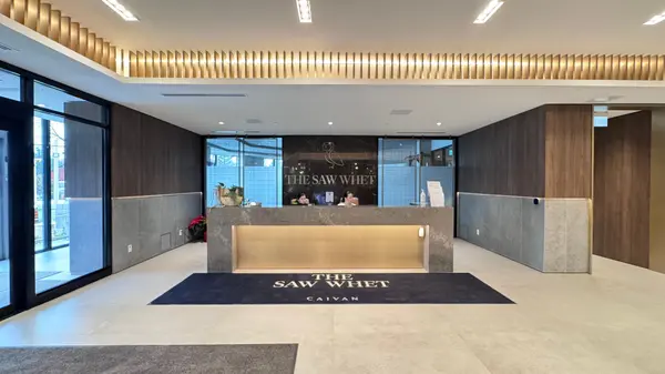 Oakville, ON L6M 5N2,2501 Saw Whet BLVD #237