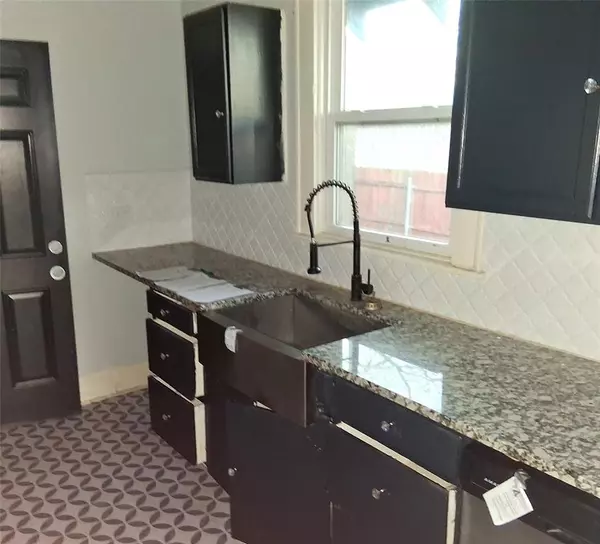 Greenville, TX 75401,1506 Walnut Street