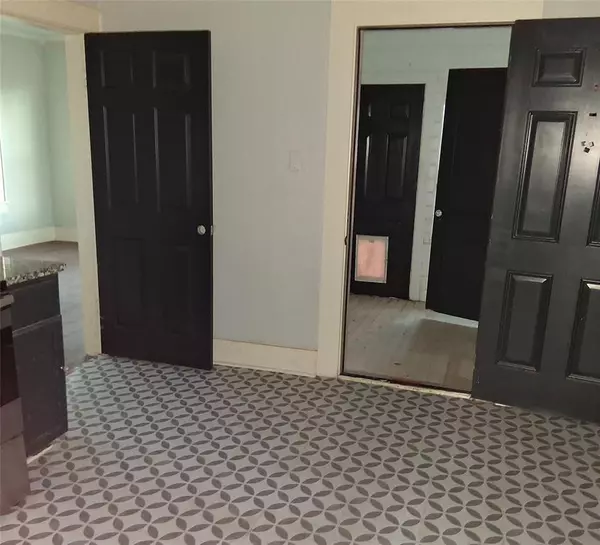 Greenville, TX 75401,1506 Walnut Street