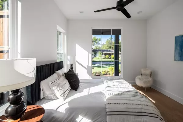 Dallas, TX 75218,554 Kirkwood Drive