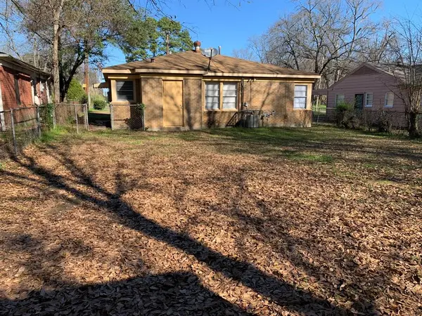 Shreveport, LA 71103,1741 Desoto Street