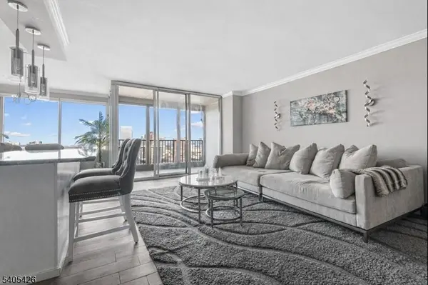 Fort Lee Boro, NJ 07024,6 Horizon Road #2809