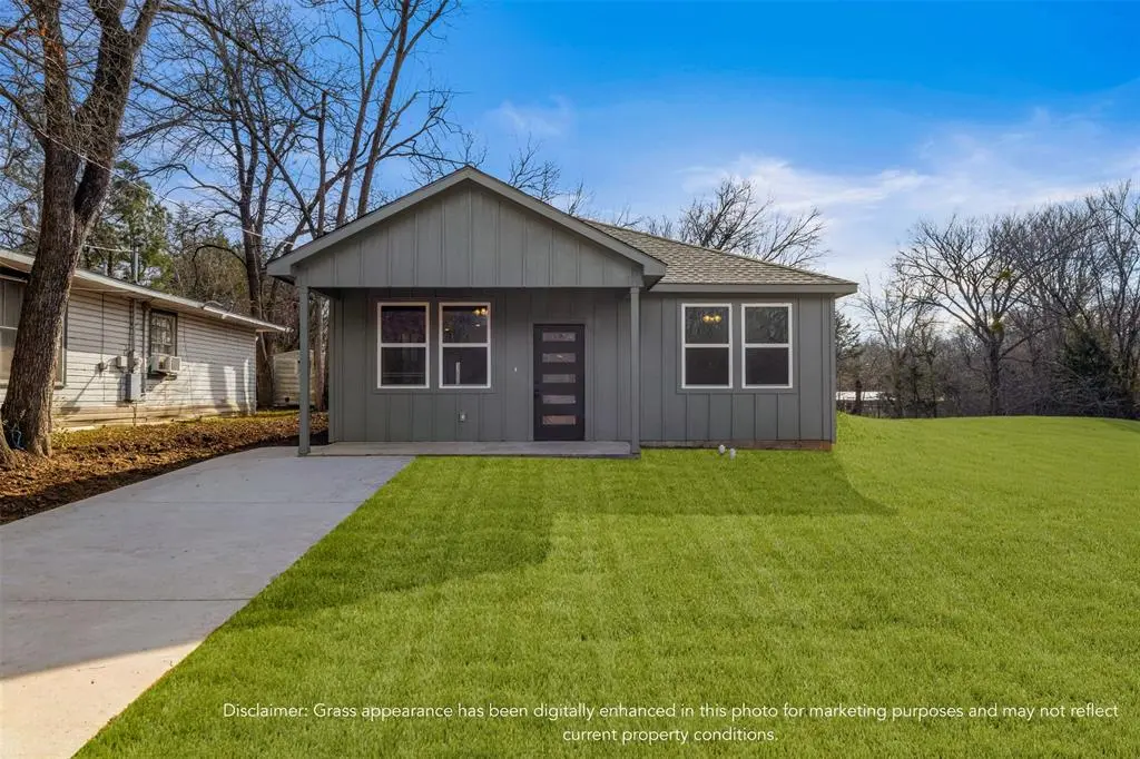 Paris, TX 75460,913 W Sherman Street