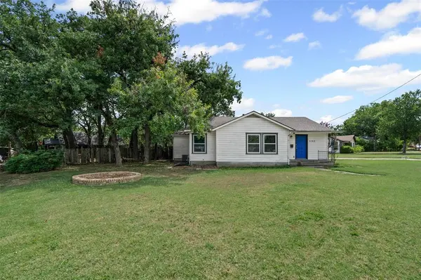 Fort Worth, TX 76112,5162 Norma Street