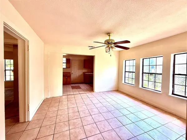 Dallas, TX 75215,4623 Spring Garden Road