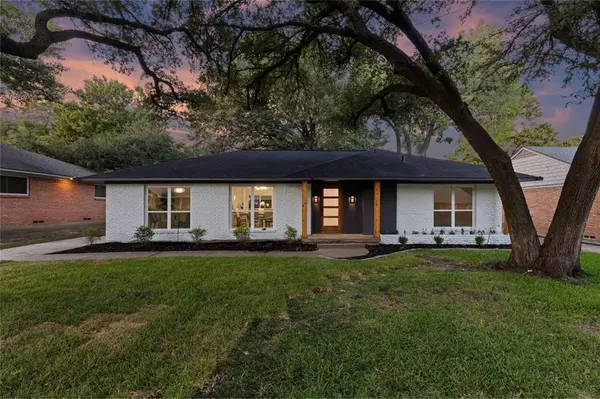 6333 Town Hill Lane, Dallas, TX 75214