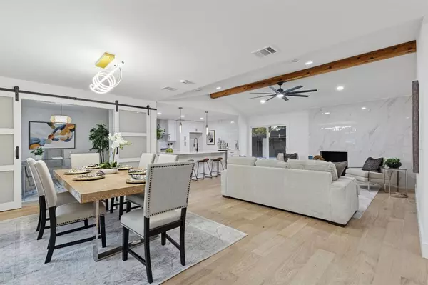 Dallas, TX 75214,6333 Town Hill Lane