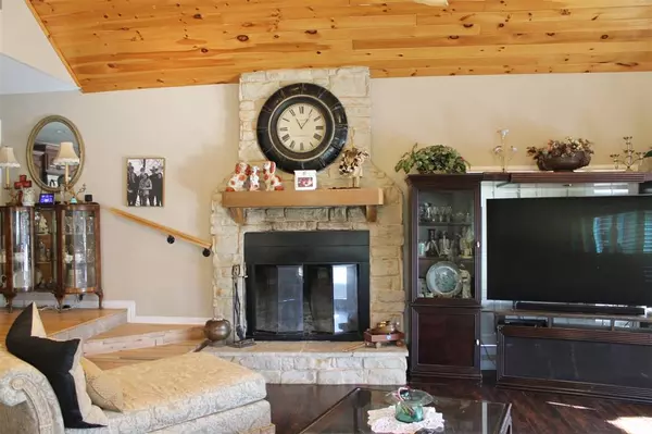 Malakoff, TX 75148,5280 Loma Vista