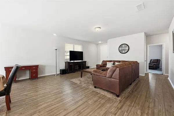 Waxahachie, TX 75167,2249 Burning Bush Lane