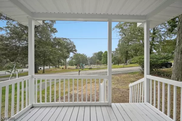 Hopatcong Boro, NJ 07843,104 Chincopee Ave