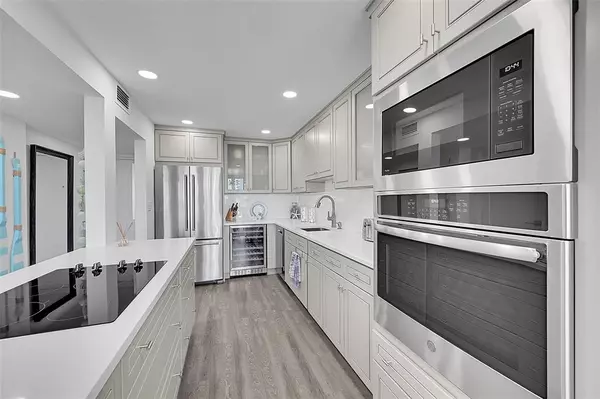 Pompano Beach, FL 33062,531 N Ocean Blvd #601