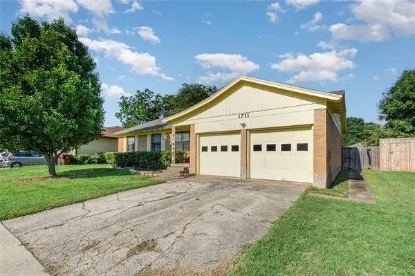 Plano, TX 75074,1711 N Place