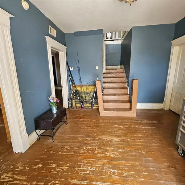 Jacksboro, TX 76458,225 E Archer Street