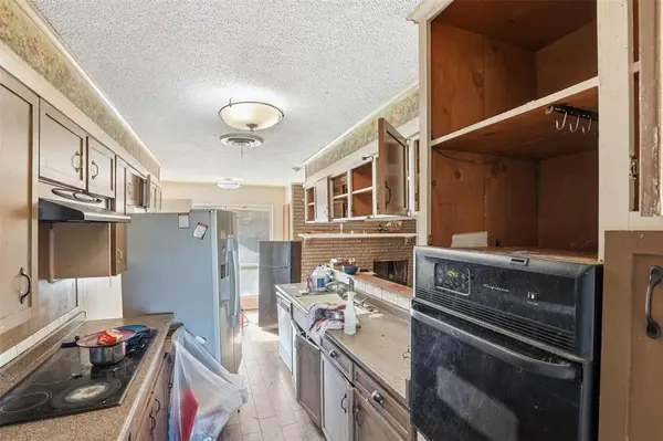 Fort Worth, TX 76133,3621 SW Loop 820