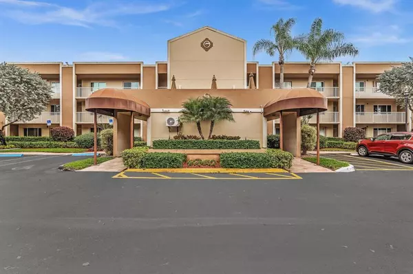 Fort Lauderdale, FL 33321,7438 N Devon Dr #212