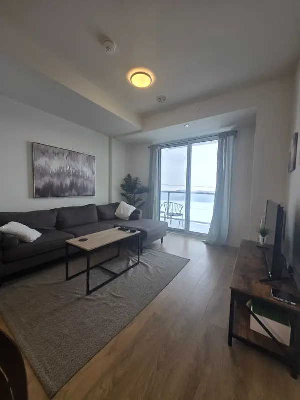 Oakville, ON L6H 7X4,345 Wheat Boom DR #505