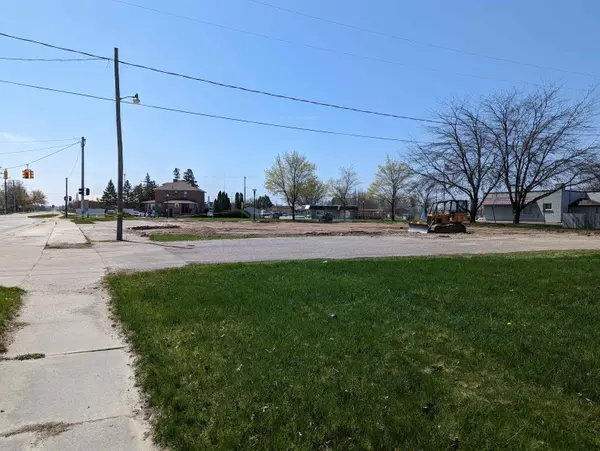 Au Gres, MI 48703,100 W Huron