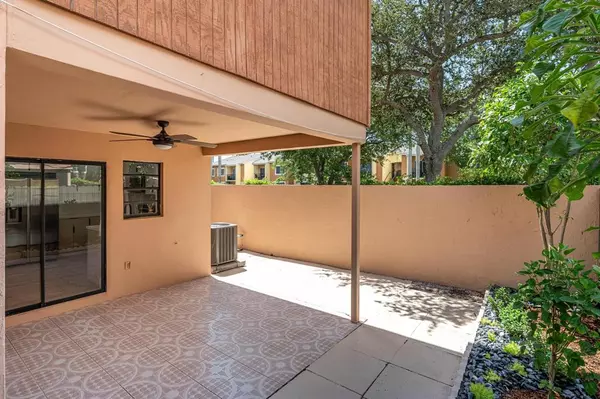 Hollywood, FL 33023,3463 SW 52nd Ave #3463