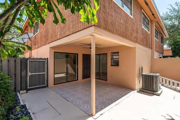 Hollywood, FL 33023,3463 SW 52nd Ave #3463