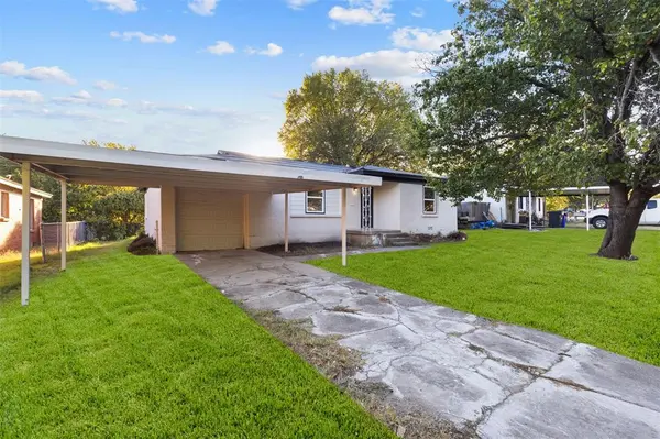 White Settlement, TX 76108,537 June Drive