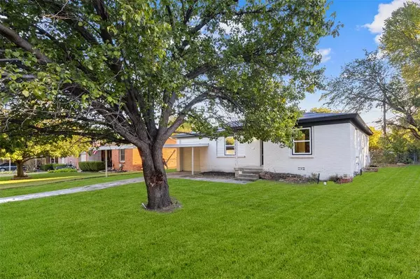 White Settlement, TX 76108,537 June Drive