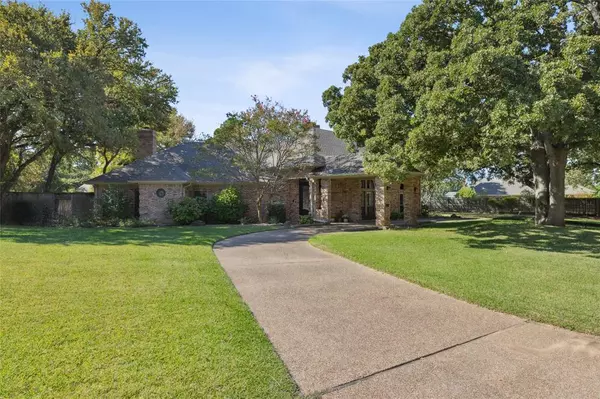 Dalworthington Gardens, TX 76016,2900 Oak Trail Court
