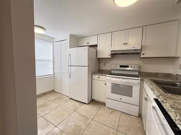 Sunrise, FL 33351,4032 NW 90th Ave #4032