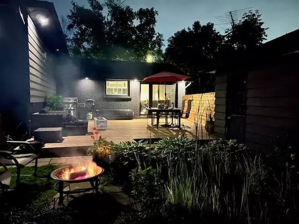 Burlington, ON L7L 3N4,5152 Tamarac DR