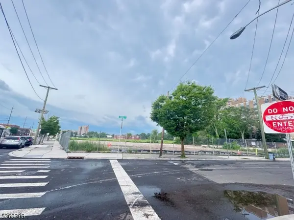 713 Frelinghuysen Ave, Newark City, NJ 07114