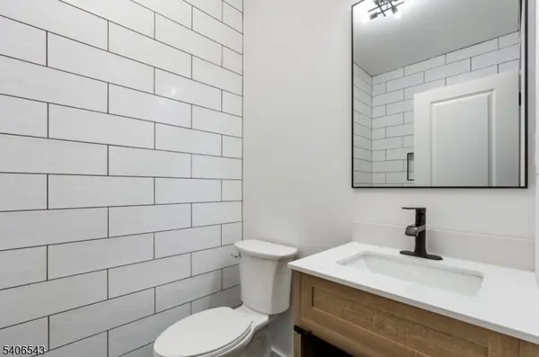 Newark City, NJ 07108,13 Voorhees