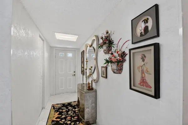 Lake Worth, FL 33467,4735 Lucerne Lakes Blvd #306