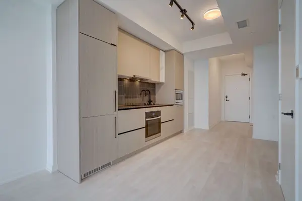 Toronto W02, ON M6H 0E5,10 Graphophone GRV #1501