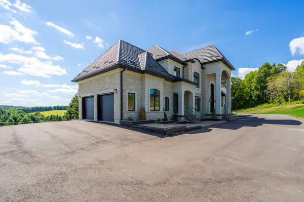 Caledon, ON L7E 3S2,16322 Hillview PL