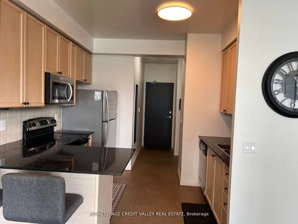 Mississauga, ON L5B 4P2,225 Webb DR #2303