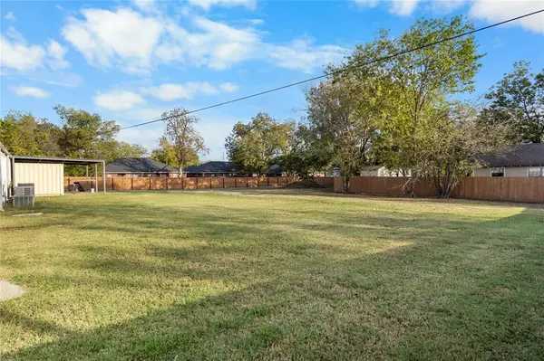 Commerce, TX 75428,803 CHESTNUT Street