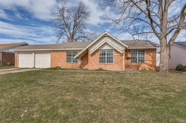 1036 Angela Court, Everman, TX 76140