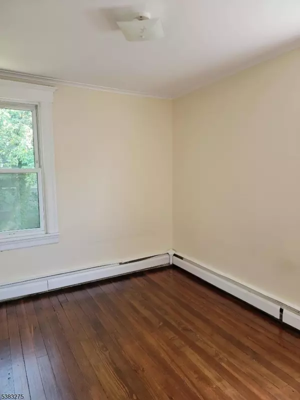 South Orange Village Twp., NJ 07079,70 Valley St