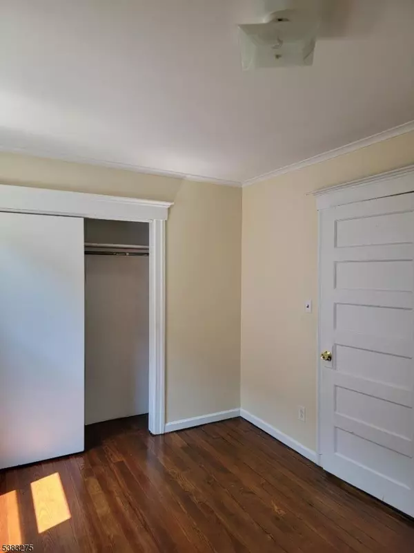 South Orange Village Twp., NJ 07079,70 Valley St