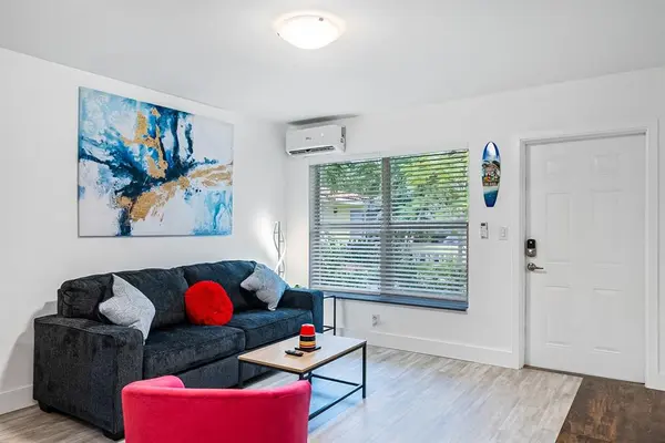 Miami, FL 33138,1125 NE 80th St