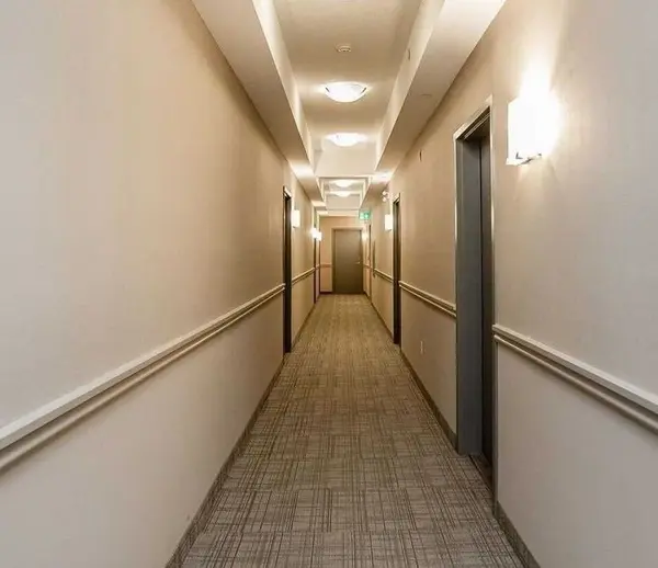 Brampton, ON L7A 0A1,54 Sky Harbour DR #309