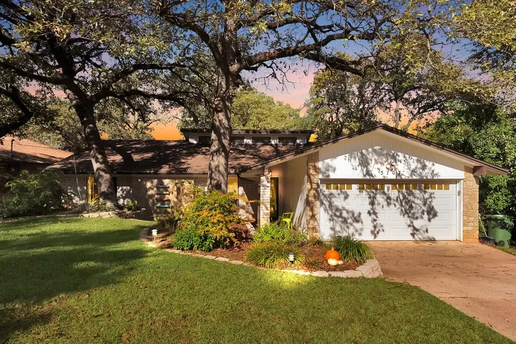 Arlington, TX 76017,5707 Overridge Drive