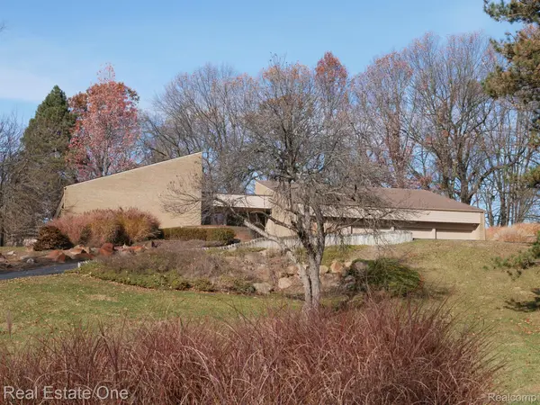 Rochester, MI 48306,854 Northgate RD