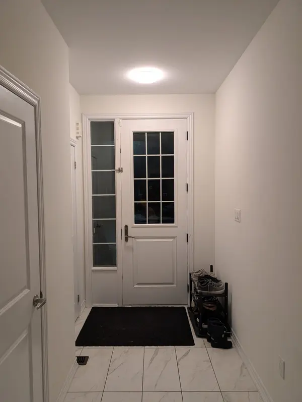 Whitby, ON L1P 0K6,48 Coho DR