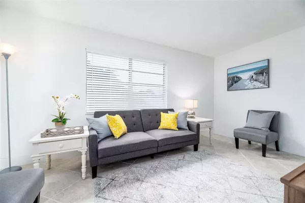 Wilton Manors, FL 33305,805 NE 23rd Dr #1