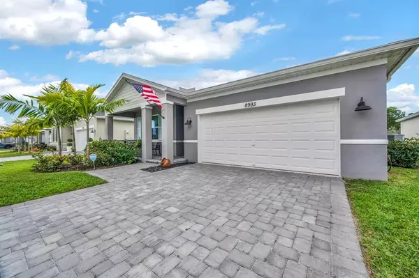 Port St Lucie, FL 34986,8993 Dahlia Cir