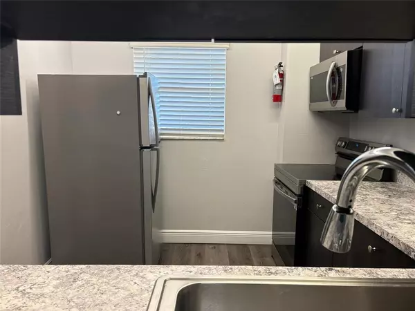 Sunrise, FL 33313,1700 NW 58th Ter #2D